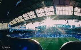 交易流言大盘点：四队觊觎浓眉哥，库明加或将留队，西部三强盯上怀特